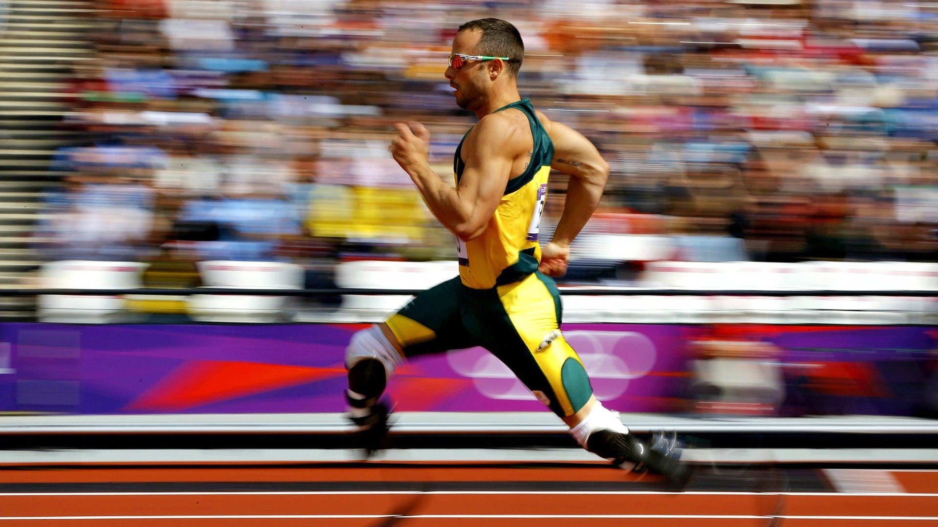 西班牙男选手划频节奏控制良好，西班牙男网红