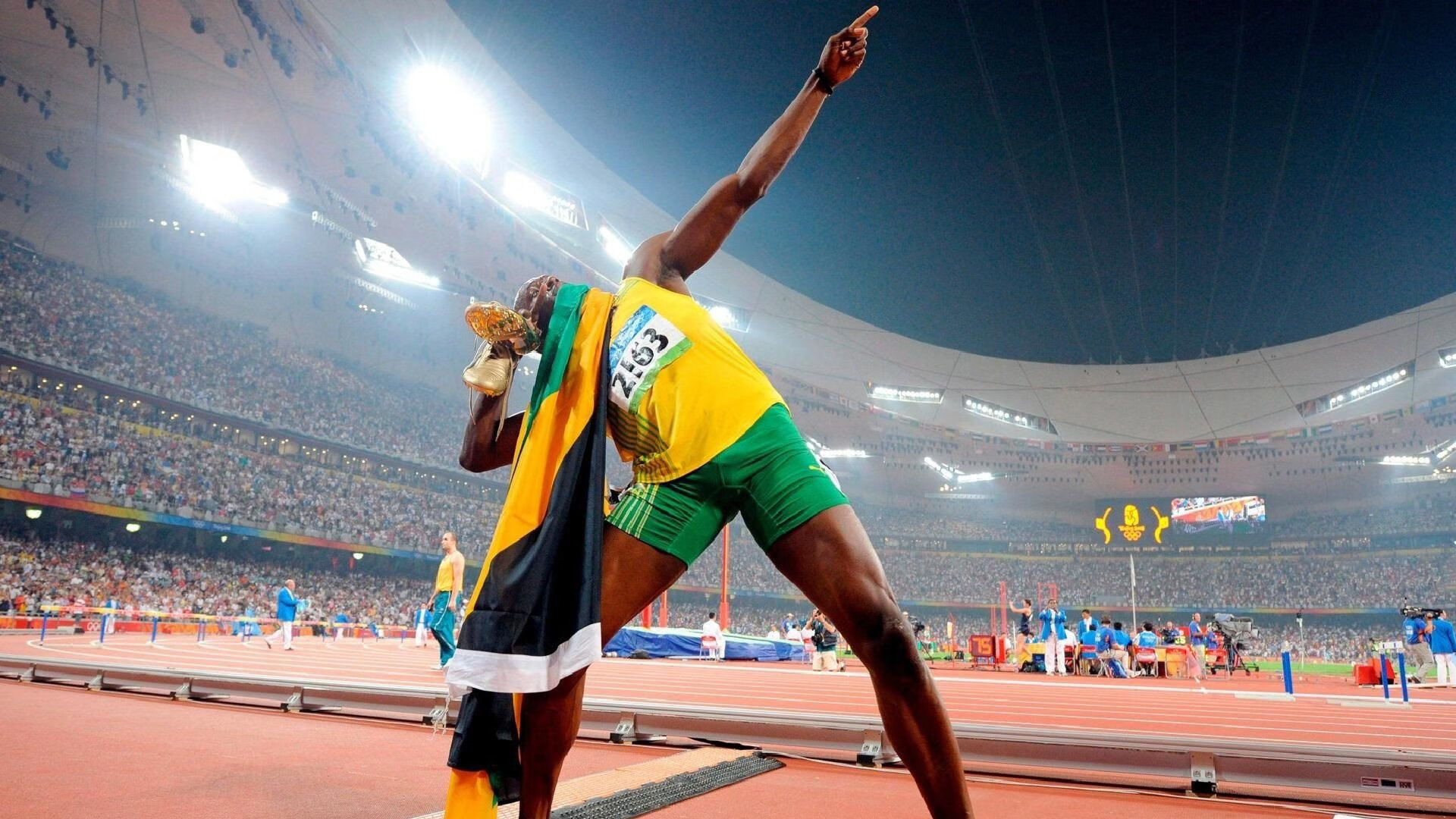 库里街头篮球赛展现娱乐与实力并存,库里街拍